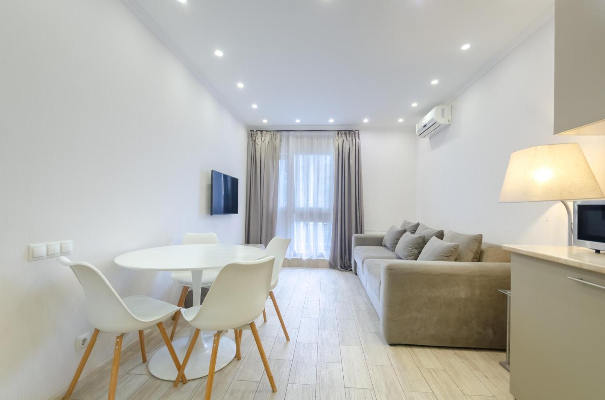 Petrovdom Apartments 3-143 In Rc Central Park, 7 John Mccain Street Κίεβο Εξωτερικό φωτογραφία